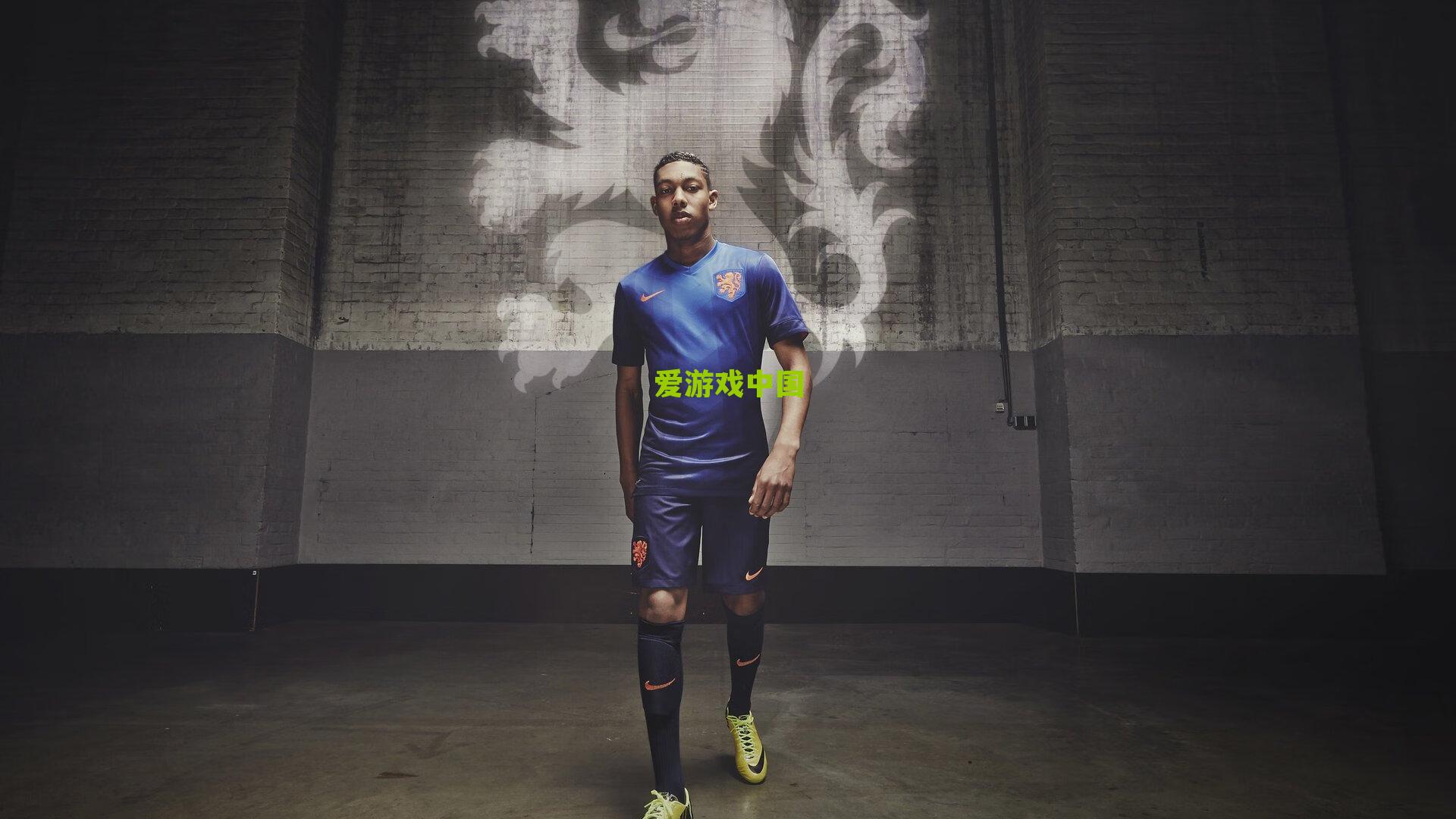 德甲战报，蒂尔曼闪耀半场传射建功，药厂三球横扫狼堡稳踞榜首