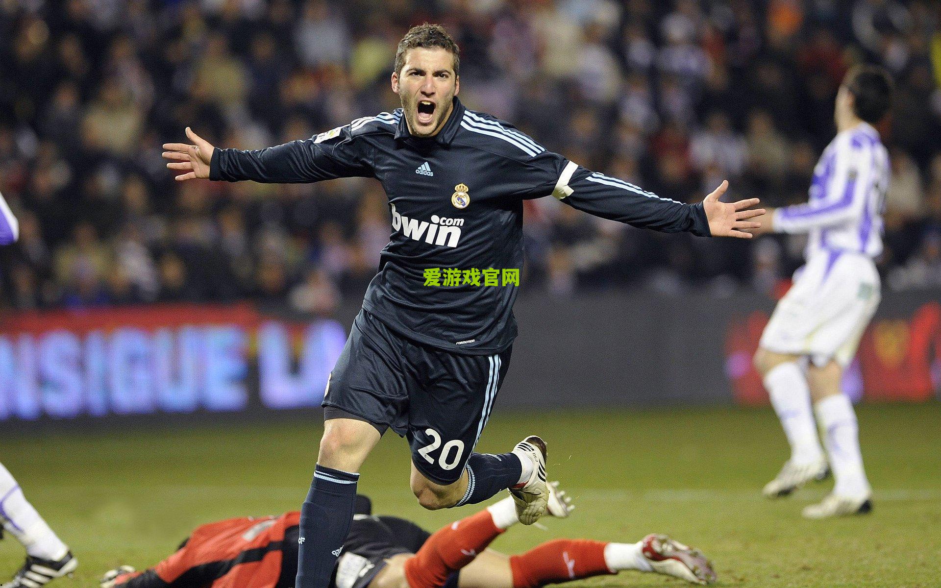 内姆布哈德半场火力全开独揽16+4+5 全能表现点燃球队攻防引擎